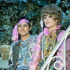 Brigitte Bardot et Sasha Distel sur le tournage du clip "La Bise Aux Hippies" en 1968. Photo de APS-Medias/ABACAPRESS.COM