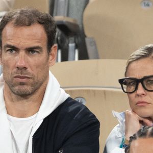 Laure Boulleau et Bruno Cheyrou dans les tribunes lors des Internationaux de France de Tennis de Roland Garros 2025. Paris, le 28 mai 2025. 
© Moreau / Jacovides / Bestimage