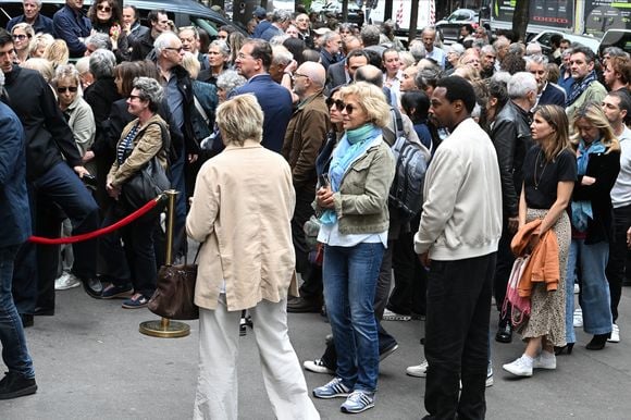 Exclusif - Corinne Touzet et Muriel Robin lors de l'hommage à Pierre Deny au théâtre du Gymnase Marie Bell à Paris, France, le 3 juin 2026. © Bestimage
