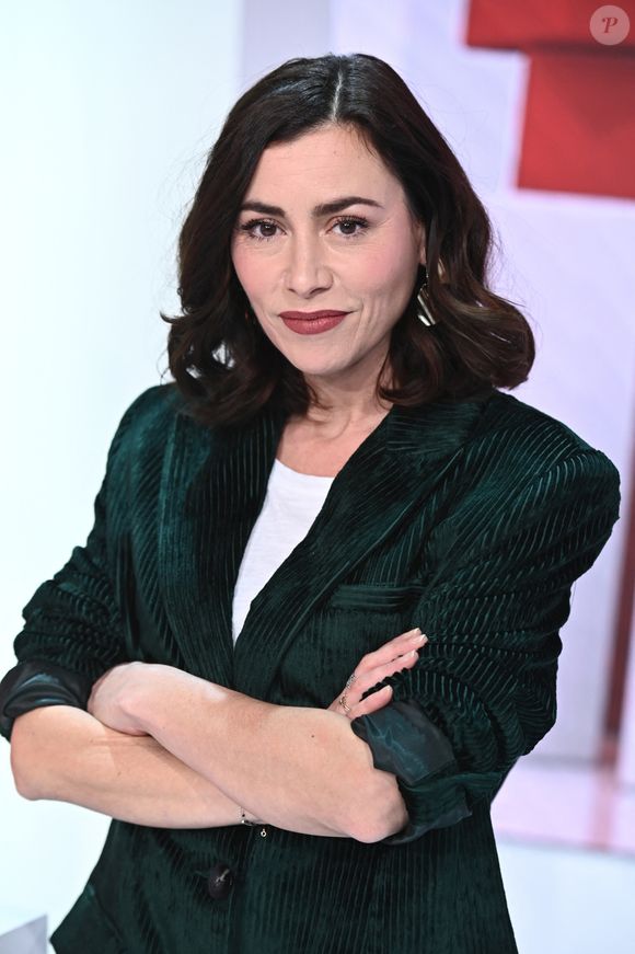 Olivia Ruiz - Enregistrement de l'émission "Vivement Dimanche" au Studio Gabriel à Paris, présentée par M.Drucker et diffusée le 3 mars sur France 3
© Guillaume Gaffiot / Bestimage