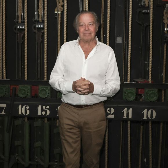 Légende : Exclusif - Michel Leeb lors du tournage de "Sur Scène Avec" à Paris, France, le 25 octobre 2024. © Jack Tribeca /Bestimage