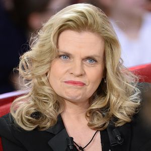 Isabelle Nanty à l'enregistrement de l'émission "Vivement Dimanche" à Paris.

Photo : Coadic Guirec / Bestimage