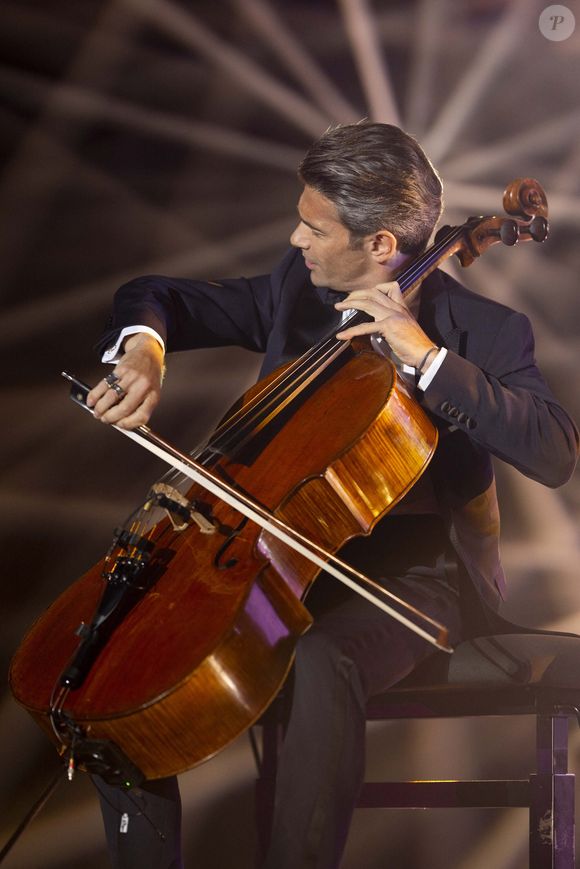 Exclusif - Gautier Capuçon - 13ème édition du Concert de Paris aux pieds de la Tour Eiffel à l’occasion de la fête nationale du 14 juillet proposé par Radio France, France Télévisions, la Ville de Paris, et Électron Libre Productions.

© Perusseau / Clovis / Bestimage