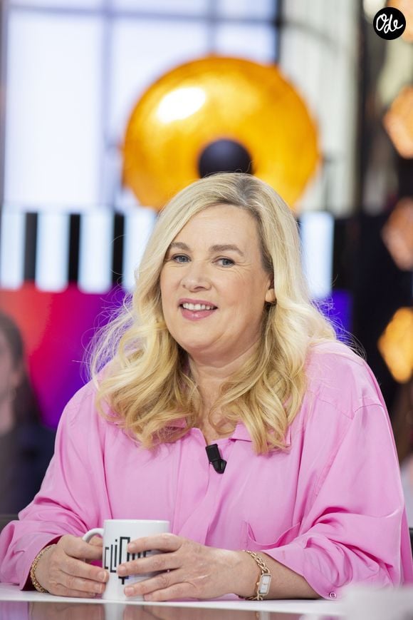 Exclusif - Hélène Darroze - Enregistrement de l'émission "Clique" présentée par M. Achour sur Canal Plus à Issy-les-Moulineaux le 11 mars 2020.  © Jack Tribeca/Bestimage