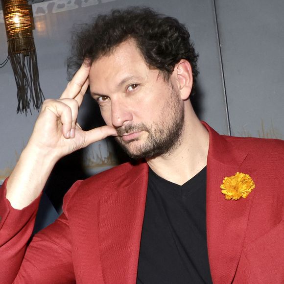 Le magicien-humoriste a expliqué pourquoi il est devenu végan 

Exclusif - Gros plan avec Eric Antoine lors des "Rencontres Philisophiques du Nolinski Paris". Le Grand Salon du Nolinski Paris devient un véritable théâtre qui accueille une discussion privilégiée entre le philosophe Emmanuel Leclercq, fondateur de "Devenir pour agir" et une personnalité publique.
© Cédric Perrin/Bestimage