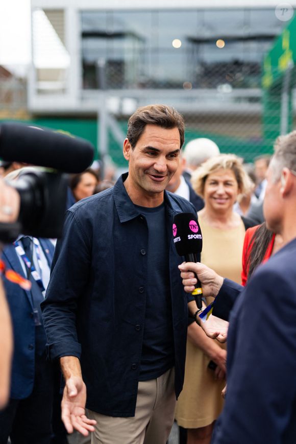 En quatrième position, on retrouve Melbourne (97/100), en Australie, suivie d'une autre ville suisse, Genève (96,8/100). 
 Le 14 juin 2025, Roger Federer aux 24 Heures du Mans à Le Mans, France - © DPPI / PsnewZ / Bestimage