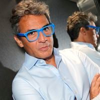 Plus rien ne va entre Julien Cohen (Affaire conclue) et son ex-femme : lui qui a refait sa vie avec Mélanie, 20 ans de moins, ne compte pas se laisser faire