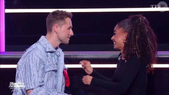 Théo L, éliminé de la "Star Academy" et rejoint par sa complice Léane sur le plateau de TF1, samedi 29 novembre 2025.