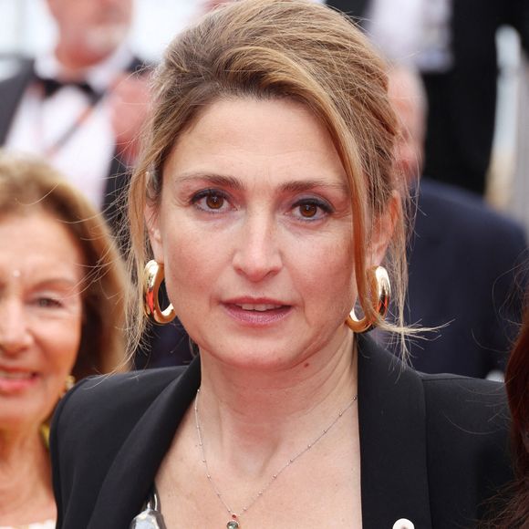 Julie Gayet assiste à la projection de La Petite Derniere à Cannes, France, le 16 mai 2025, dans le cadre du 78ème Festival de Cannes. Photo par Jerome Domine/ABACAPRESS.COM