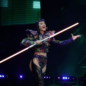 La superstar de la pop Katy Perry est la tête d'affiche d'un spectacle spectaculaire à Las Vegas, Nevada, captivant le public avec sa voix puissante et sa présence éblouissante sur scène.
©Backgrid USA / Bestimage