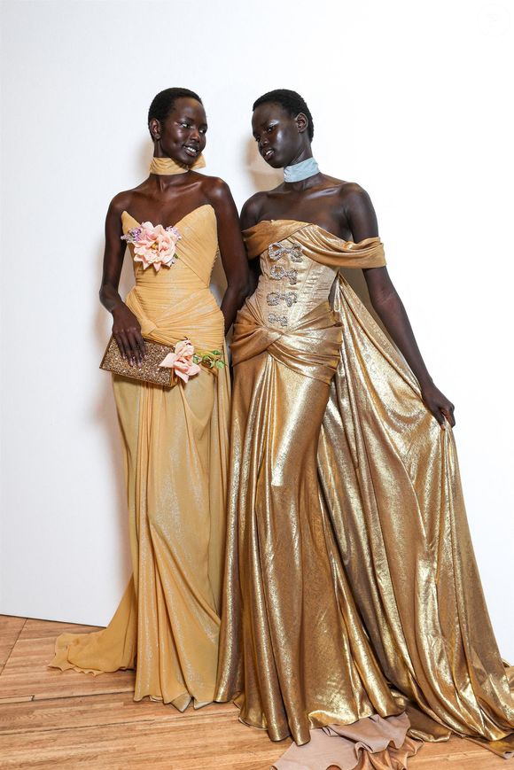 Coulisses du défilé Elie Saab "Collection Haute Couture Automne/Hiver 2025-2026" lors de la Fashion Week de Paris, le 9 juillet 2025 Backgrid USA / Bestimage



Pictured: Model