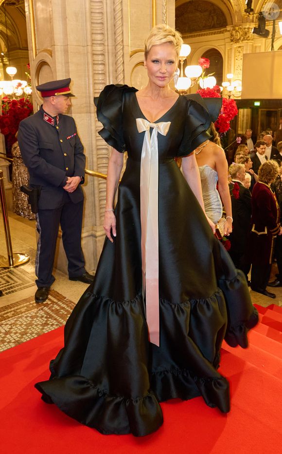 Adriana Karembeu - Les célébrations lors du "Bal de l'Opéra de Vienne 2026" à l'Opéra d'État de Vienne, le 12 février 2026.
