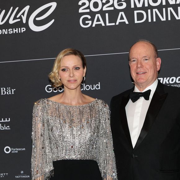 Le prince Albert II de Monaco et la princesse Charlene de Monaco - Soirée du Monaco E-Prix 2026 à l'hôtel de Paris à Monaco, le 17 mai 2026. © Claudia Albuquerque / Bestimage