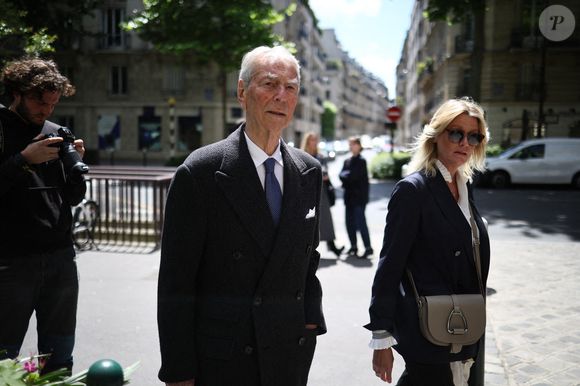 Jean-Claude Narcy, journaliste français assistant à la cérémonie d'enterrement de Daniel Bilalian à l'église Saint-Pierre de Neuilly-sur-Seine, près de Paris, France, le 22 mai 2025. Photo par Raphael Lafargue/ABACAPRESS.COM