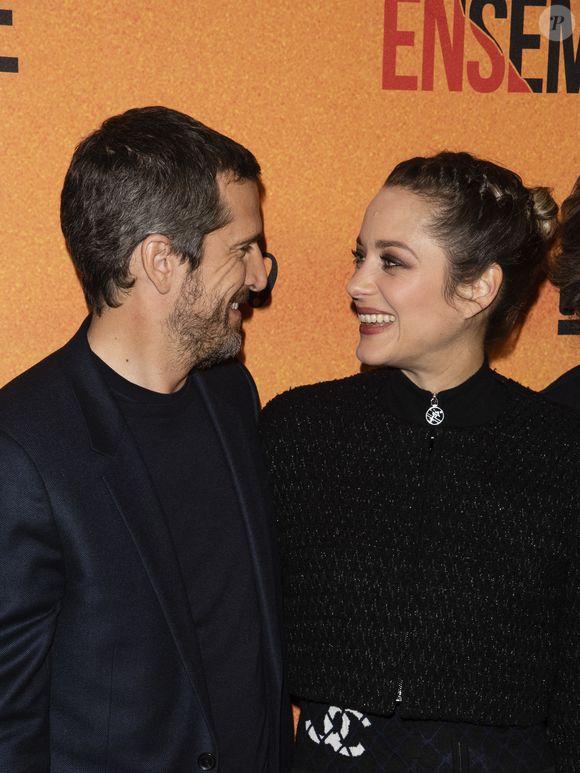 Questionné sur le fait que Marcel apprécie le travail de ses parents, Guillaume Canet a fait preuve d'honnêteté. 

Guillaume Canet et sa compagne Marion Cotillard - Avant-première du film "Nous finirons ensemble" au Gaumont Opéra à Paris le 29 avril 2019. © Pierre Perusseau/Bestimage