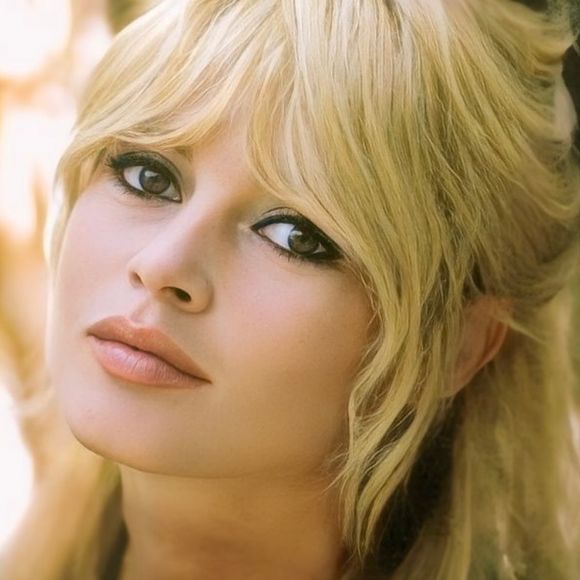 Elles sont restées liées par une passion commune, celle de l'amour des animaux.

Archives : Brigitte Bardot.