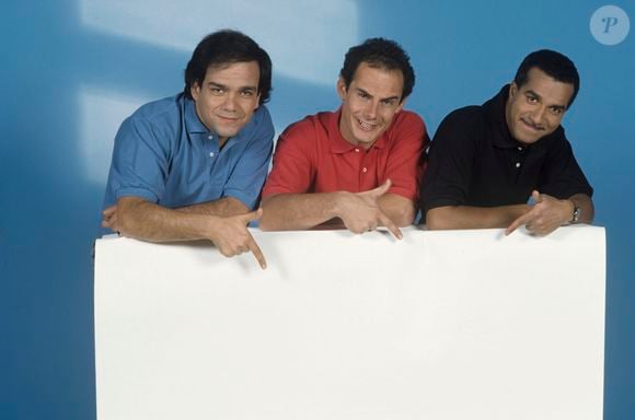 Archives - En France, à Paris, portrait studio des Inconnus : de gauche à droite, Didier Bourdon, Bernard Campan et Pascal Légitimus en mai 1991.  
©Michel MARIZY via Bestimage