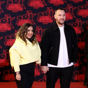 Inès Reg et Kévin Debonne lors de la 23ème édition des NRJ Music Awards 2021 au Palais des Festivals de Cannes, le 20 novembre 2021.
© Dominique Jacovides/Bestimage