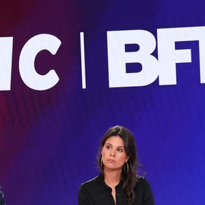 Arthur Dreyfuss et Apolline de Malherbe lors de la conférence de presse de rentrée BFM TV. - RMC du groupe Altice France à Paris, France, le 31 août 2023. © Coadic Guirec/Bestimage