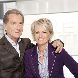 Archives - William Leymergie et Sophie Davant sur le plateau de Télématin le 4 octobre 2010. Jean-Jacques Descamps via Bestimage