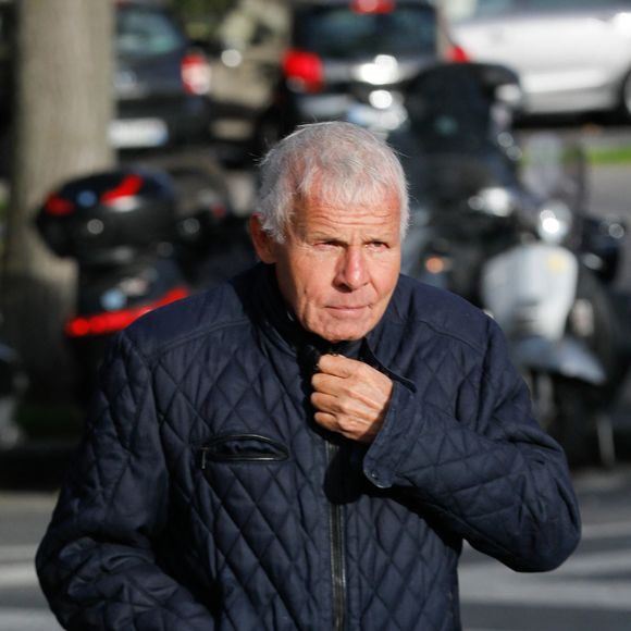 Patrick Poivre d'Arvor (PPDA) - Arrivées aux obsèques de Etienne Mougeotte en l'église Saint-François-Xavier à Paris. Le 13 octobre 2021
© Jacovides-Clovis / Bestimage