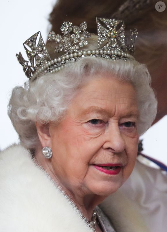 La reine Elisabeth II d'Angleterre - La famille royale d'Angleterre à son arrivée à l'ouverture du Parlement au palais de Westminster à Londres. Le 14 octobre 2019