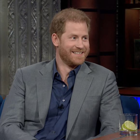 Le prince Harry était l'invité du "Late Show".

Le prince Harry donne une interview sur le plateau de Stephen Colbert à propos de la vie après la mort. Photo par JLPPA / Bestimage