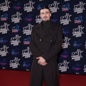 Pierre Garnier au photocall de la 27ème édition des NRJ Music Awards au palais des Festivals de Cannes, France, le 31 octobre 2025. © Dominique Jacovides/Bestimage