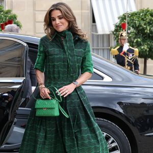 Le Président de la République française, Emmanuel Macron et la première dame Brigitte Macron reçoivent le Roi Abdallah II de Jordanie et la Reine Rania, pour un déjeuner de travail au Palais de l’Elysée à Paris, le 24 juin 2024. © Stéphane Lemouton / Bestimage