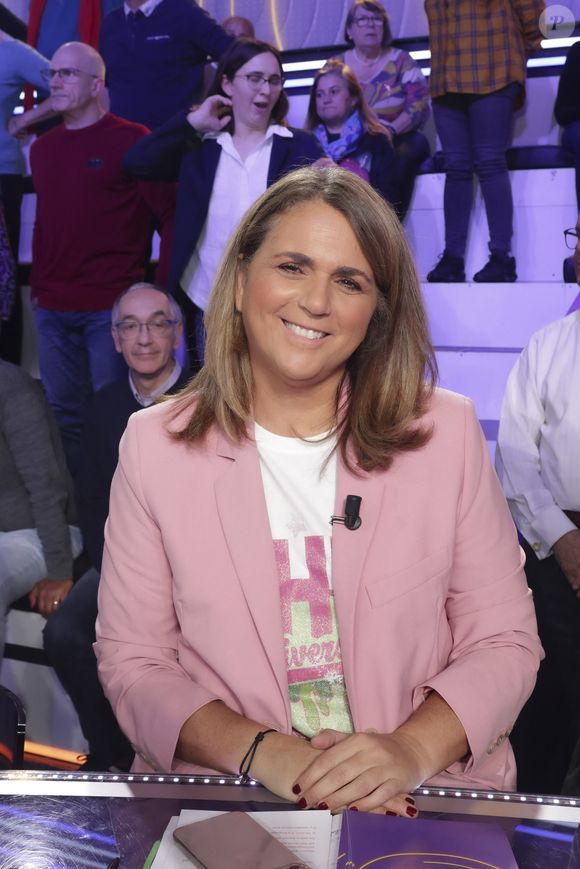Exclusif - Valérie Bénaïm sur le plateau de l’enregistrement de l’émission « Face à Hanouna » présentée par C.Hanouna et diffusée sur C8 le 13 octobre 2024, à Paris, France, le 10 octobre 2024. © Jack Tribeca / Bestimage