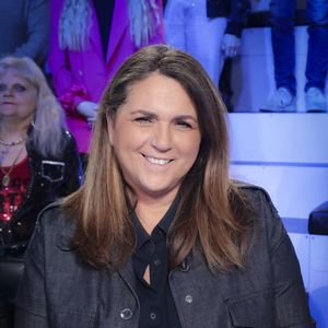 Exclusif - Valérie Benaim, sur le plateau de l’émission « TPMP » présentée par C.Hanouna et diffusée en direct sur Youtube et sur toutes les box (SFR, FREE, Bouygues, MyCanal etc), Paris, France, le 20 mars 2025. © Jack Tribeca / Bestimage