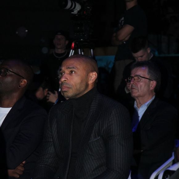 Thierry Henry - Soirée de remerciement de Teddy Riner à la Maison du judo à Montrouge, le 29 novembre 2024. Devant une centaine d'invités, Le champion olympique (11 fois) et champion olympique (5 fois) a tenu à remercier tous ceux qui l'ont soutenu tout au long de son impressionnante carrière, de son premier entraîneur en club jusqu’à sa femme et sa mère, en passant par sa psychologue de l’INSEP. Une vente aux enchères au profit de l'association de Teddy Riner a conclu la soirée. 
© Philippe Baldini / Bestimage