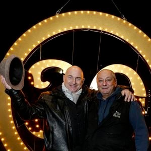 Vincent Lagaf présente un spectacle avec Gilbert et Lucien Gruss lors du Gala du 30e anniversaire du cirque Arlette Gruss à Bordeaux, France, le 16 janvier 2015. Photo Patrick Bernard/Abaca