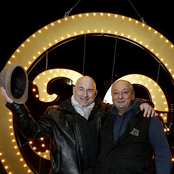 Vincent Lagaf présente un spectacle avec Gilbert et Lucien Gruss lors du Gala du 30e anniversaire du cirque Arlette Gruss à Bordeaux, France, le 16 janvier 2015. Photo Patrick Bernard/Abaca