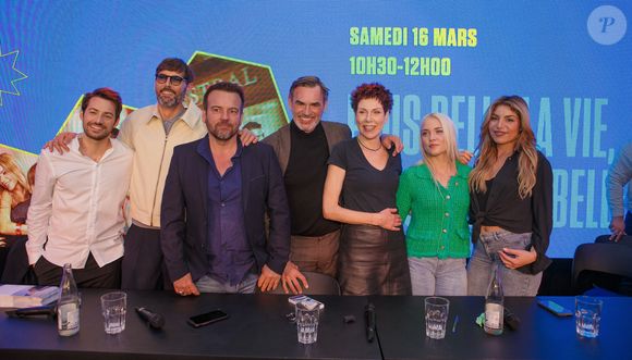 Jeremy Charvet, Laurent Kérusoré, Stéphane Henon, Jérôme Bertin, Marie Réache, Manon Chevallier et Lola Marois lors de la rencontre avec l’équipe de Plus Belle La Vie, Encore Plus Belle (TF1), modérée par le journaliste Alexandre du Serie Mania Festival international Lille 2024, à Lille, France, le 16 mars 2024. © Stéphane Vansteenkiste/Bestimage
