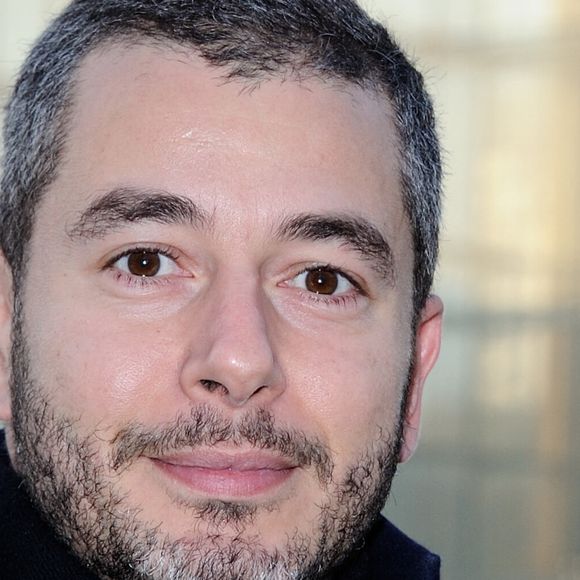 Ali Baddou arrivant à la présentation de la collection Louis Vuitton dans le cadre de la Fashion Week Paris Menswear Automne-Hiver 2016-2017 le 21 janvier 2016 à Paris, France. Photo by Aurore Marechal/ABACAPRESS.COM