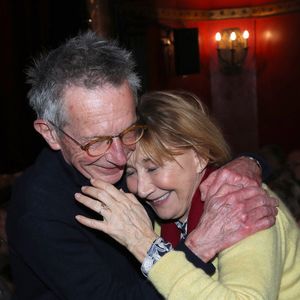 n'hésitant pas à s'enlacer sous l'oeil des photographes. 

Patrice Leconte et Marie-Anne Chazel - Première représentation du show " Régis Laspalès Parle enfin " au Théâtre des Nouveautés à Paris, France, le 26 Février 2026.

© Bertrand Rindoff / Bestimage