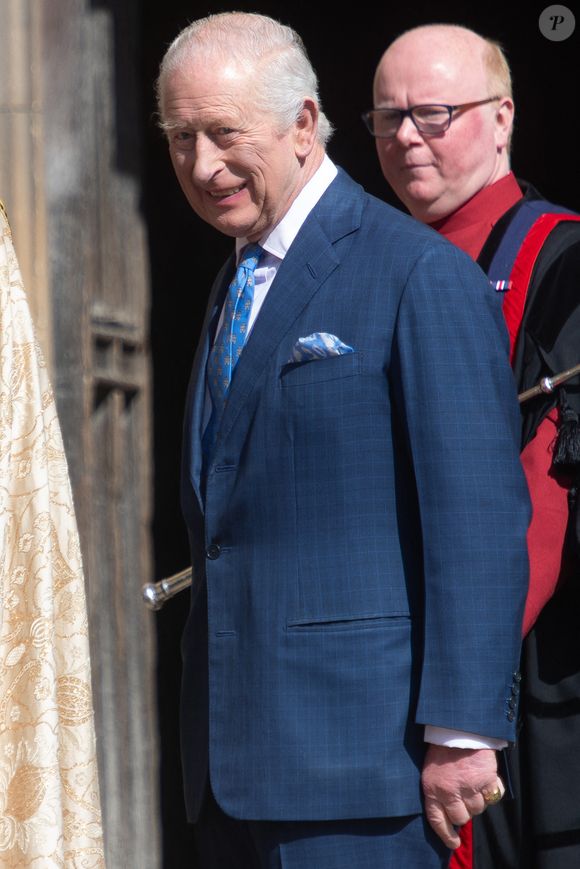 Le roi Charles III arrive pour un service de Pâques à la chapelle St. George, château de Windsor, Londres, Angleterre, Royaume-Uni, le dimanche 20 avril 2025. Photo par Justin Ng /Avalon/ABACAPRESS.COM