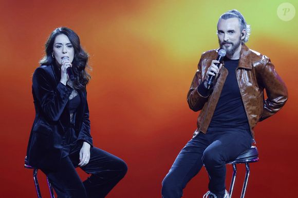 Exclusif - Sofia Essaïdi, Christophe Willem lors de l'enregistrement de l'émission "Nos voix pour toutes" au profit de la Fondation des femmes à l’Adidas Arena diffusée sur TMC le 25 novembre 2025, à Paris, France, le 19 novembre 2025. © Guirec-Moreau/Bestimage