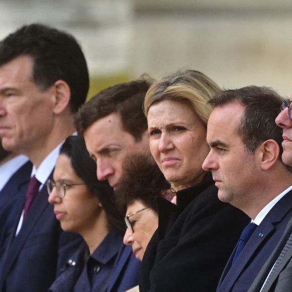 La présidente de l'Assemblée nationale française Yael Braun-Pivet et le Premier ministre Sébastien Lecornu lors d'un hommage national au philosophe et sociologue français Edgar Morin à l'Hôtel des Invalides à Paris, France, le 2 juin 2026. Edgar Morin est décédé à l'âge de 104 ans, le 29 mai 2026. © Christian Liewig/Bestimage