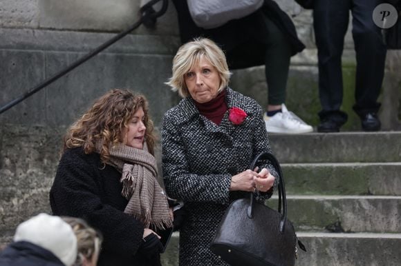 Evelyne Dheliat arrivant à la cérémonie des obsèques de Catherine Laborde à l'église Saint-Roch à Paris, France, le 6 février 2025. Photo par Nasser Berzane/ABACAPRESS.COM
