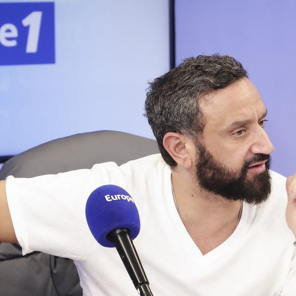 Exclusif - Cyril Hanouna sur le plateau de l'émission "On marche sur la tête" en direct sur Europe 1 le 29 janvier 2025.

© Jack Tribeca / Bestimage