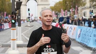 Après avoir rompu son contrat, Samuel Etienne a déjà tout prévu pour son départ de Questions pour un champion
