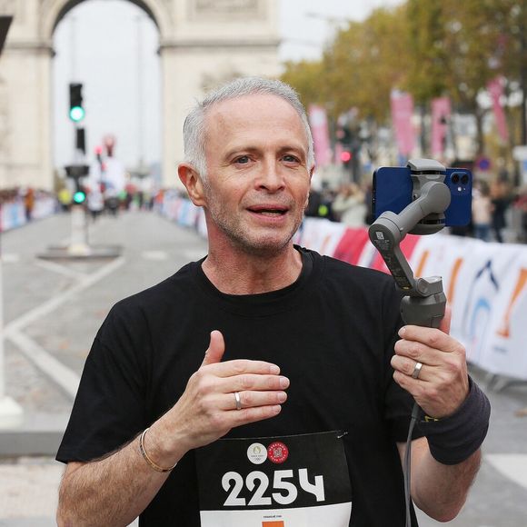 Samuel Etienne a fait une grande annonce.

Samuel Etienne au "Marathon Pour Tous", épreuve grand-public des Jeux Olympiques de Paris sur les Champs-Elysées à Paris. © Panoramic/Bestimage