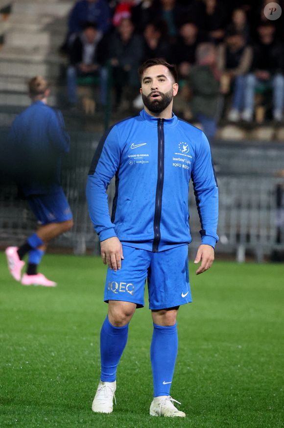 Kendji Girac durant la première édition du " match des légendes " opposant l'équipe des Légendes, les anciens de Cannes, à l'équipe des Etoiles avec pour capitaine Didier Deschamps, au stade Pierre de Coubertin à Cannes, le 30 octobre 2025. 
© Dominique Jacovides / Bruno Bebert / Bestimage