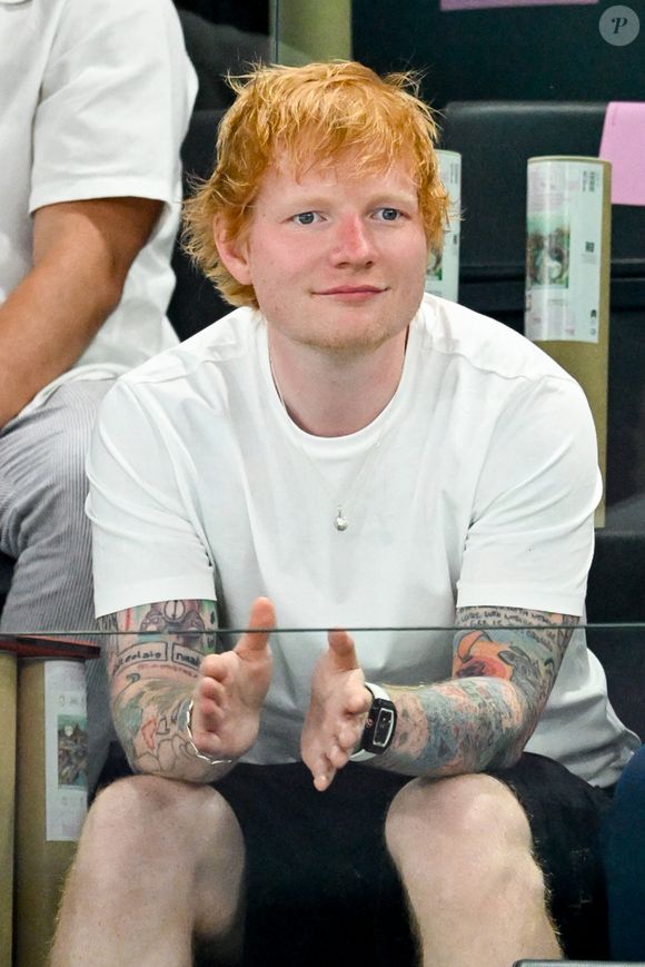 Ed Sheeran assiste aux épreuves de gymnastiques lors des Jeux Olympiques de Paris 2024 (JO) au Palais omnisports Bercy Arena, à Paris, France, le 28 juillet 2024. © Jacovides-Perusseau/Bestimage