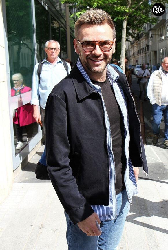 Exclusif - Jeanfi Janssens - Les célébrités à la sortie des studios de RTL à Neuilly-sur-Seine, le 10 avril 2026. 
© Jonathan Rebboah / PsnewZ / Bestimage