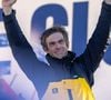 Charlie Dalin avait remporté le Vendée Globe l'an dernier

Le skipper de Macif Charlie Dalin remporte la dixième édition du tour du monde en solitaire Vendée Globe en pulvérisant le record de l’épreuve en 64 jours, 19 heures 22 minutes et 49 secondes aux Sables-d'Olonne, France. © Alexis Courcoux/Psnewz/Bestimage
