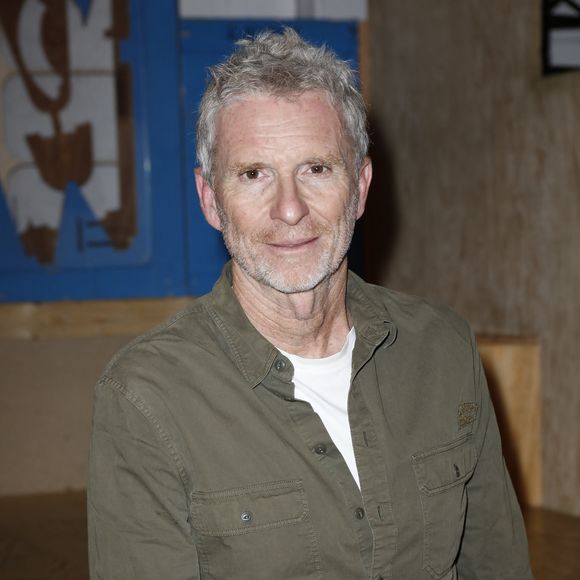 Plus précisément près de la vallée de Chevreuse, entre l'Essonne et les Yvelines.

Denis Brogniart - Soirée "En chœur, chanter pour la recherche" pour la Fondation ARC à la Communale Saint-Ouen le 27 novembre 2024.  © Marc Ausset-Lacroix/Bestimage