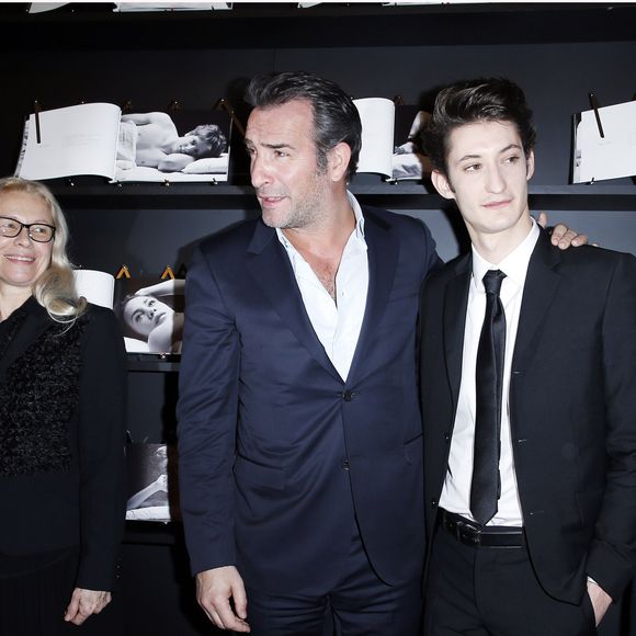 Izia Higelin, Dominique Issermann, Jean Dujardin, Pierre Niney  et Alain Terzian
Cocktail chez Chaumet pour les révélations des Cesar Place Vendome a Paris le 14 janvier 2013. © OLIVIER BORDE / BESTIMAGE